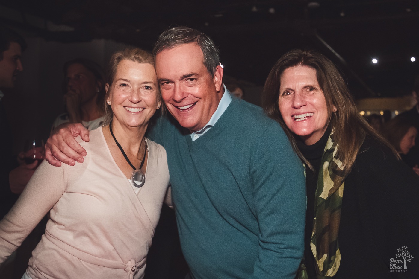 Sandy + Jessica Douglas smiling and holding each other at COVLOVE21 night at the Carlyle.